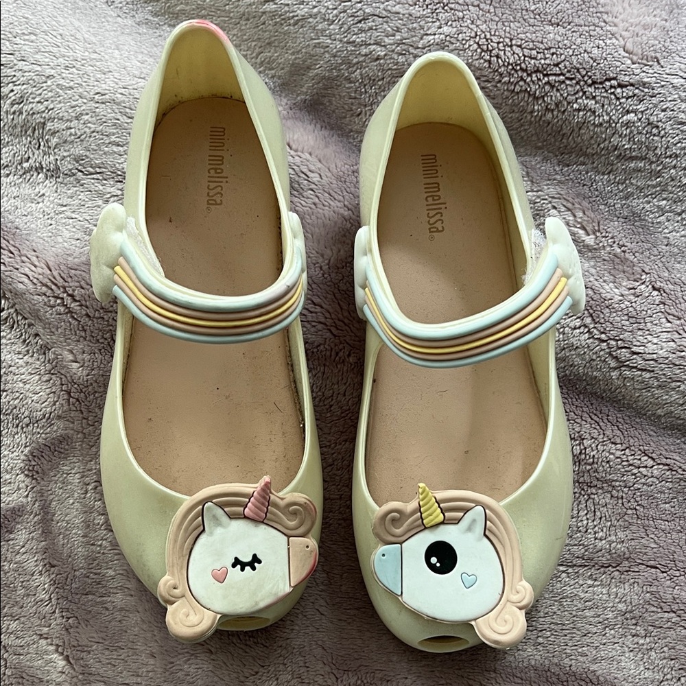 Mini Melissa Cream Unicorn Kids Dress Shoes